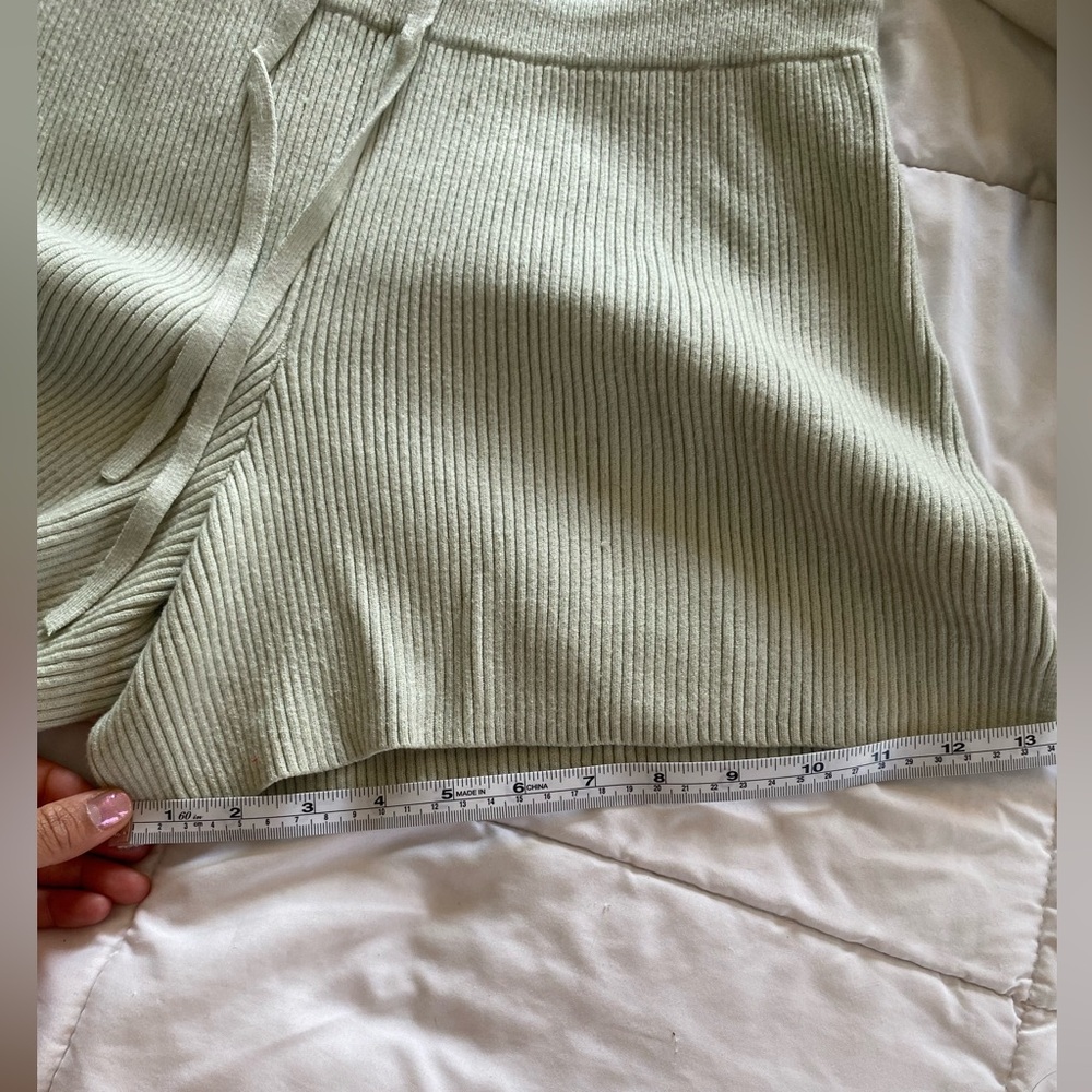 Abercrombie & Fitch Soft Ribbed Green Lounge Shorts Size L - Picture 4 of 10